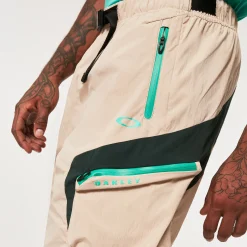 Discount Latitude Cargo Short Herre Shorts